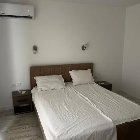Apartment Slance *